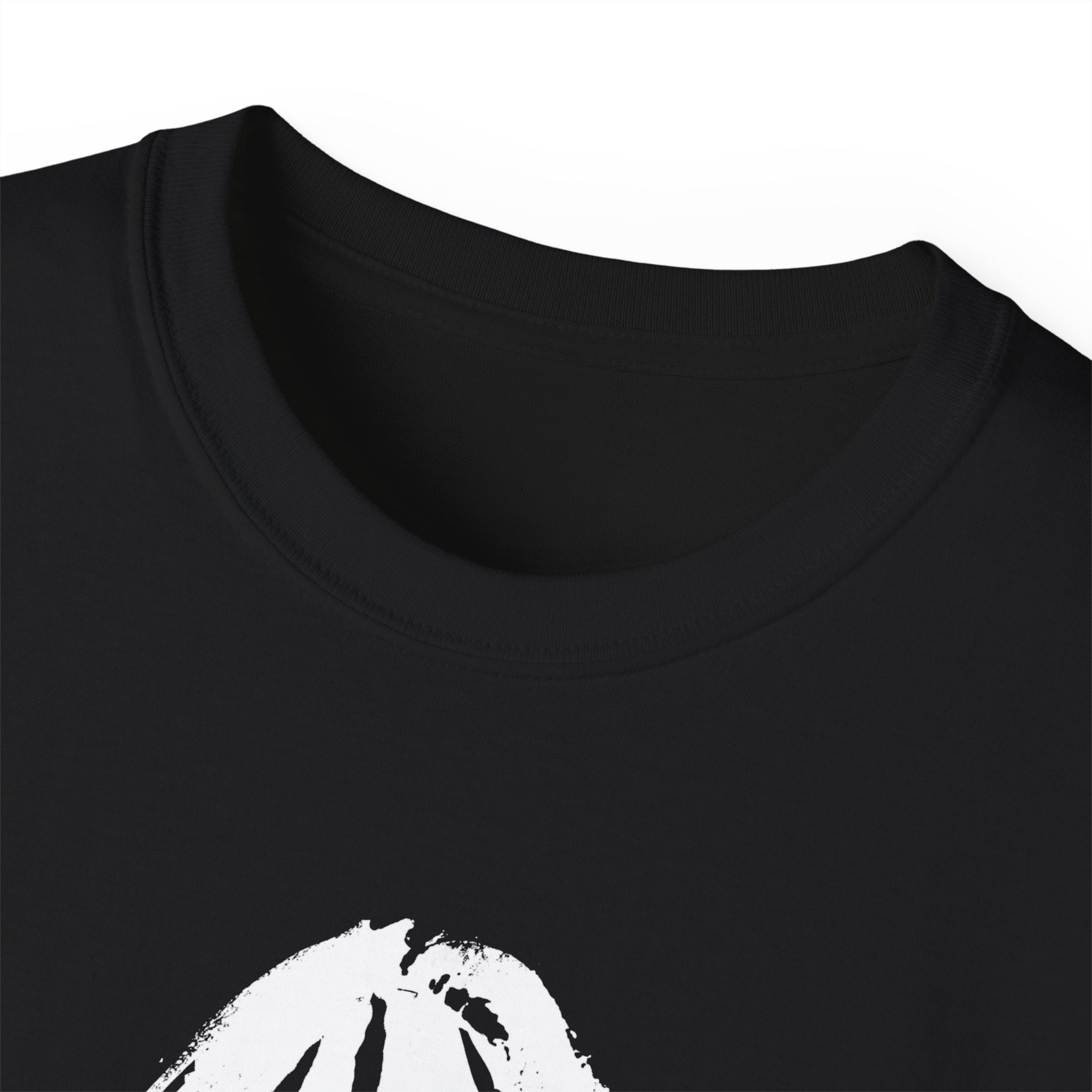 LFG GILDAN T-shirt (White Logo)